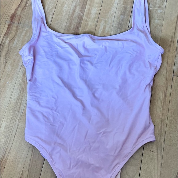 Madewell Second Wave Square Neck Tank One-Piece Swimsuit in colour Pink Icing - Picture 3 of 8